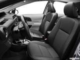  Front seats from Drivers Side photo